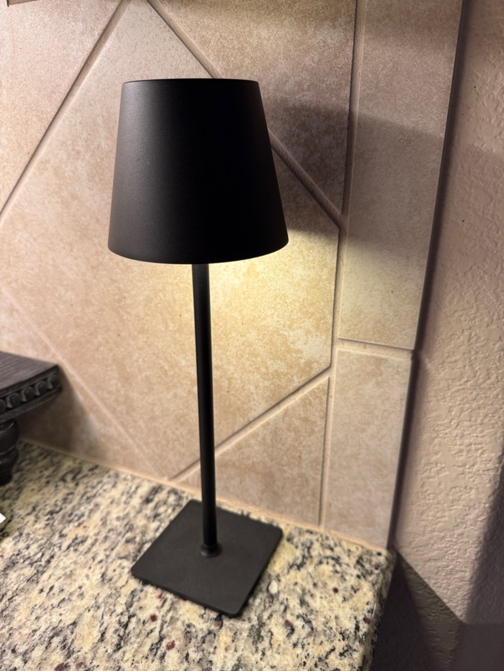 Amazon Dimming Cordless Black Metal Table Lamp